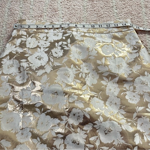 NWT J. Crew Metallic Floral A-Line Skirt Size 6 Champagne Gold Cream Office - Picture 7 of 10